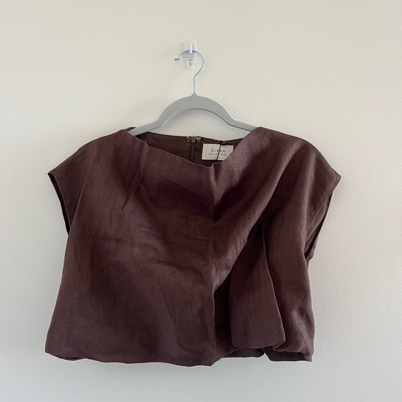 DISSH Amy Choc Linen Bubble Top - Picture 8 of 9
